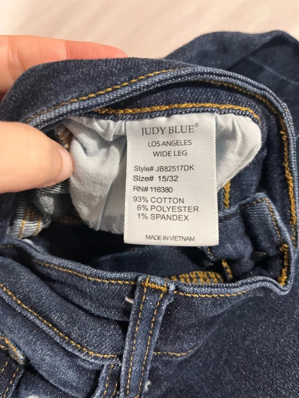 Judy Blue Dark Wash Wide Leg Cropped Jeans 15/32 - Picture 10 of 12